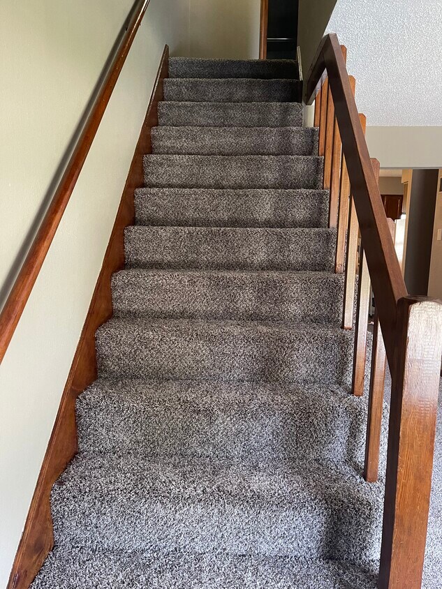 Building Photo - 503 NW 3rd St