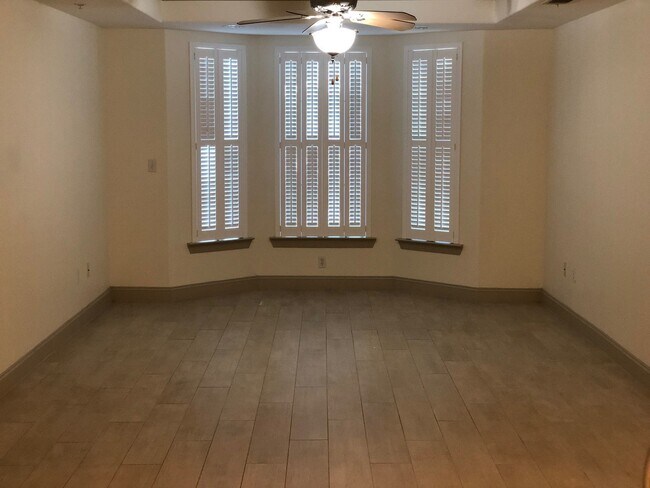 Foto del edificio - 2B/2B Condo in Old Bay Village – Upgraded ...