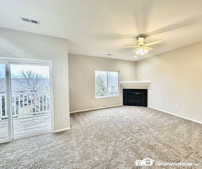 Foto del edificio - 2323 E Porter Ave