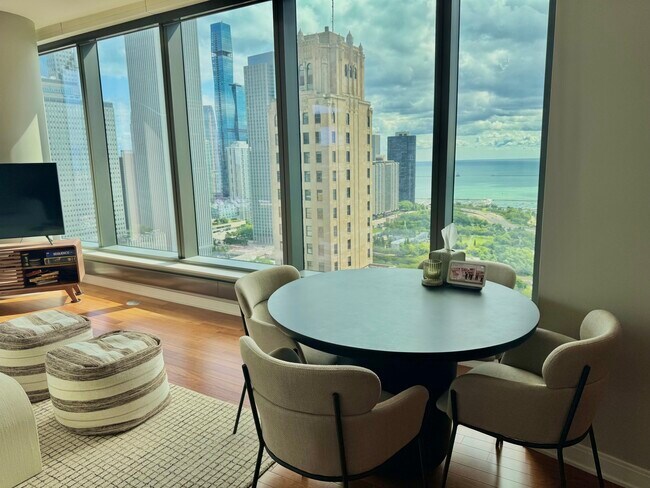 Foto del edificio - 60 E Monroe St