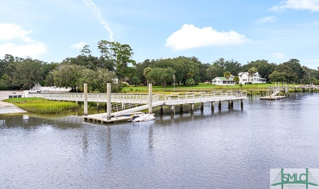 Building Photo - 393 Dutchman's Cove Rd