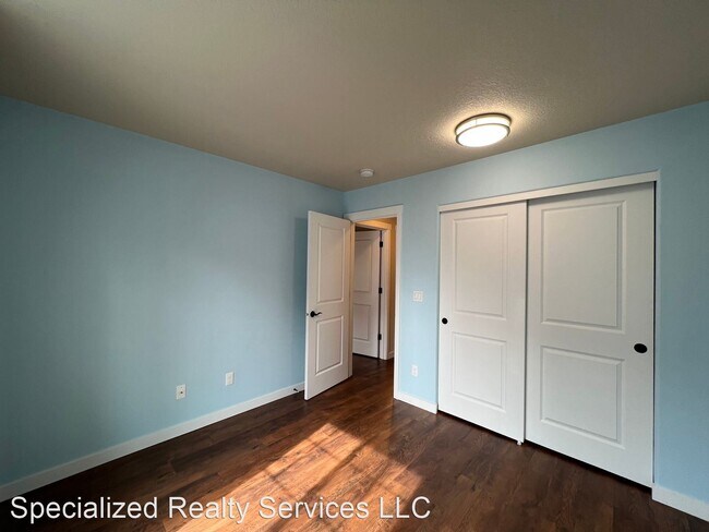 Building Photo - 4 br, 3 bath House - 417 SW Aldea Terrace
