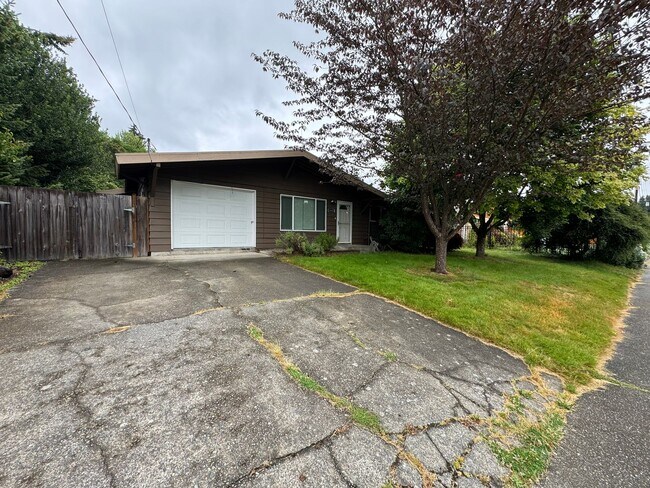Building Photo - Great house for rent