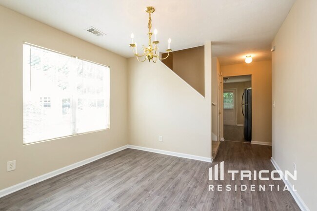 Foto del edificio - 3835 Ligney Creek Ct