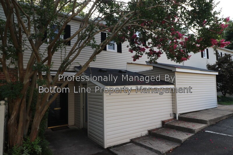 Foto principal - 5943 Quail Hollow Rd
