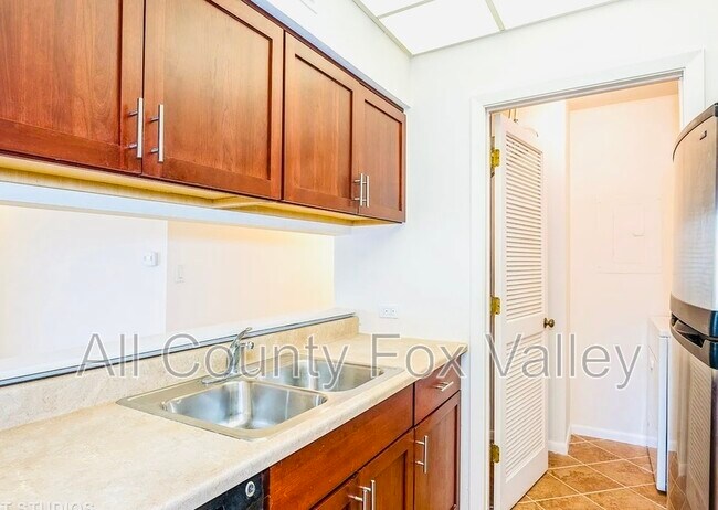 Foto del edificio - 324 Grissom Ct