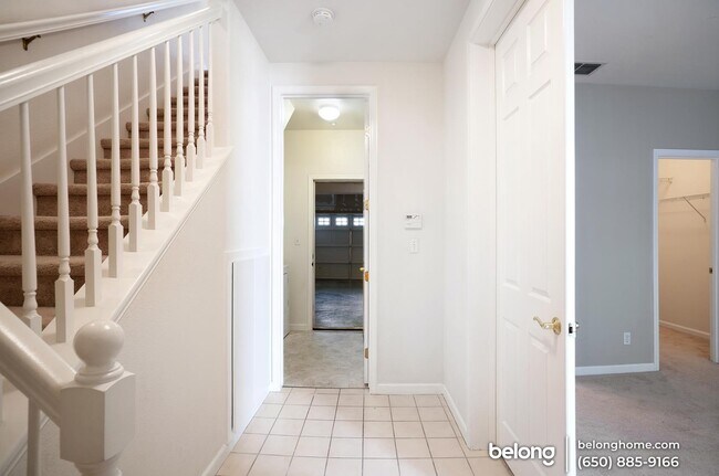 Building Photo - 4815 Swinford Ct