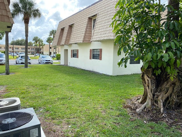 Building Photo - 4277 Oak Terrace Dr