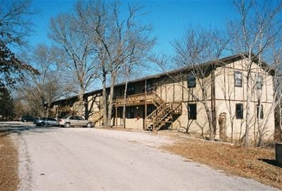 Foto principal - Fall Creek Apartments