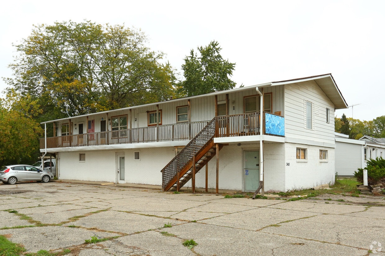 3418 Fenton Rd, Flint, MI 48507 Apartments in Flint, MI