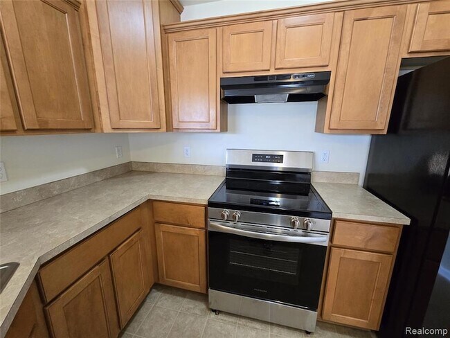 Foto del edificio - 27601 Hidden Oaks Dr