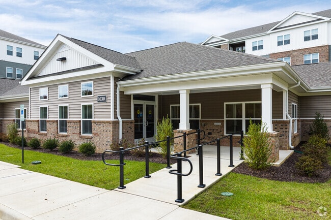 Clubhouse - The Residences at Potomac Crest