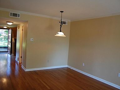 Building Photo - 445 S Perkins Rd
