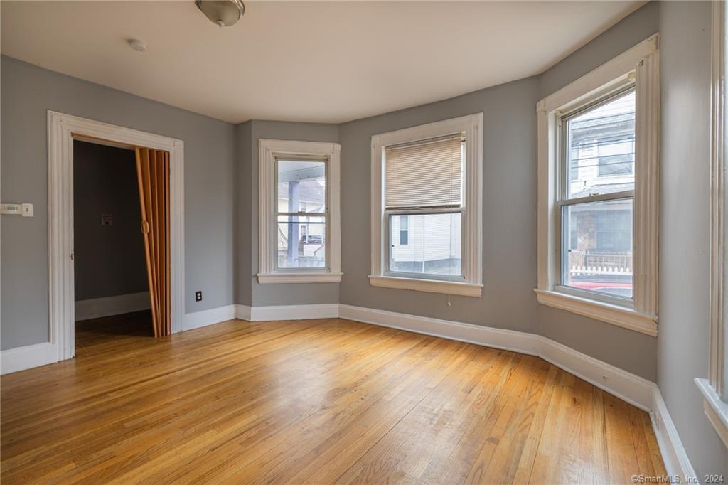 Primary Photo - 26 Pleasant St