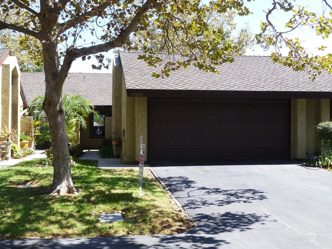 17515 Cerro Vista Dr, Yorba Linda, CA 92886 Townhome Rentals in Yorba