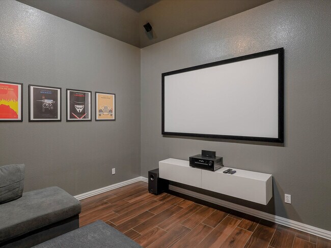 Foto del edificio - 2620 Bordeaux Dr