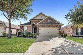 Building Photo - 2614 Winding Creek Way