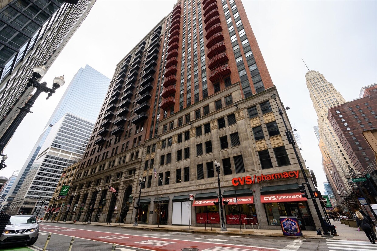 Foto principal - 208 W Washington St