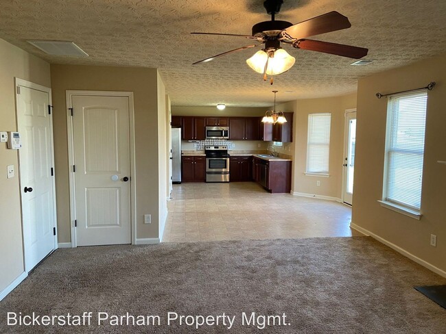 Building Photo - 3 br, 2.5 bath House - 11 Justice Dr