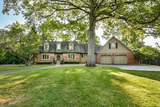 Building Photo - 615 Mulberry St