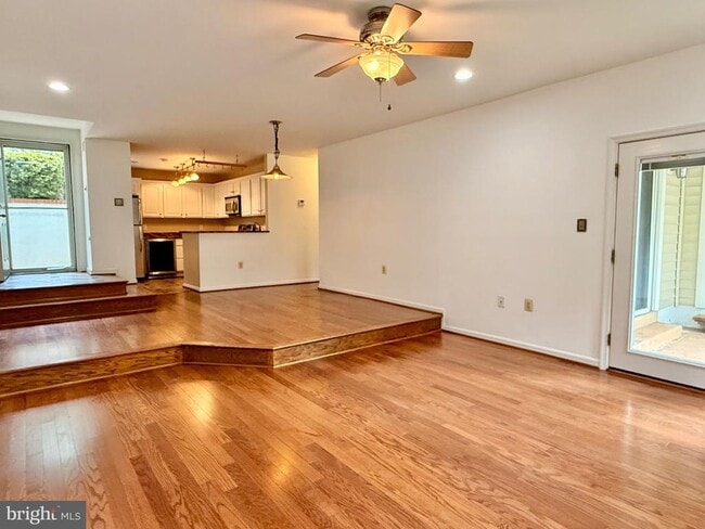 Building Photo - 2930 Yarling Ct