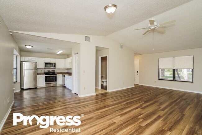 Building Photo - 6514 Flora Way