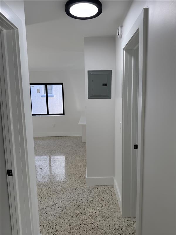 Foto del edificio - Modern Miami Home Near Downtown & Brickell