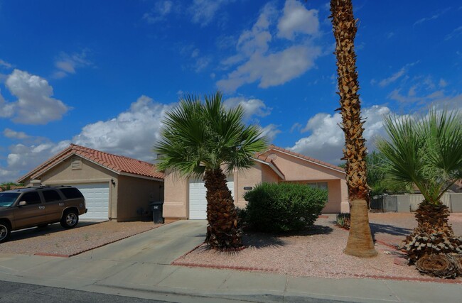 Building Photo - FABULOUS HOME FULLY REMODELED!