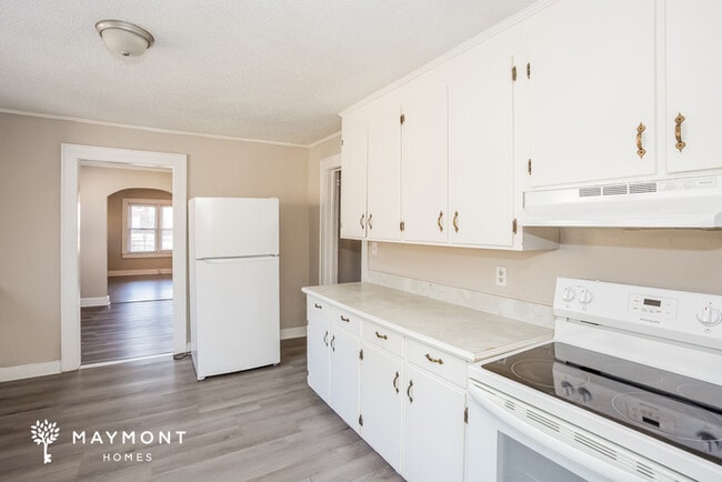 Foto del edificio - 523 Engleside St