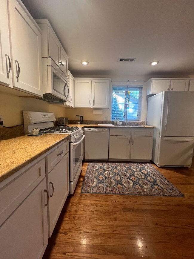 Building Photo - Three bed/two bath home | Available Mid February