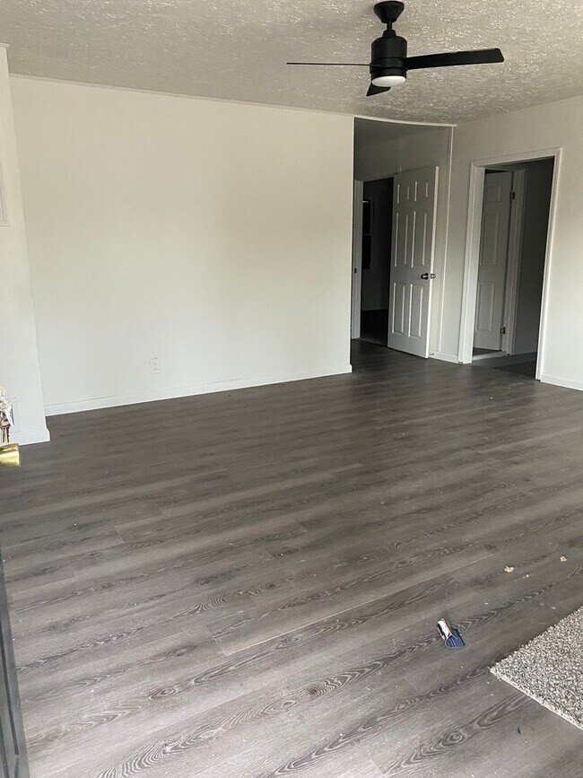 Foto del edificio - LIMITED TIME**NO APPLICATION FEE**1/2 OFF DEPOSIT**