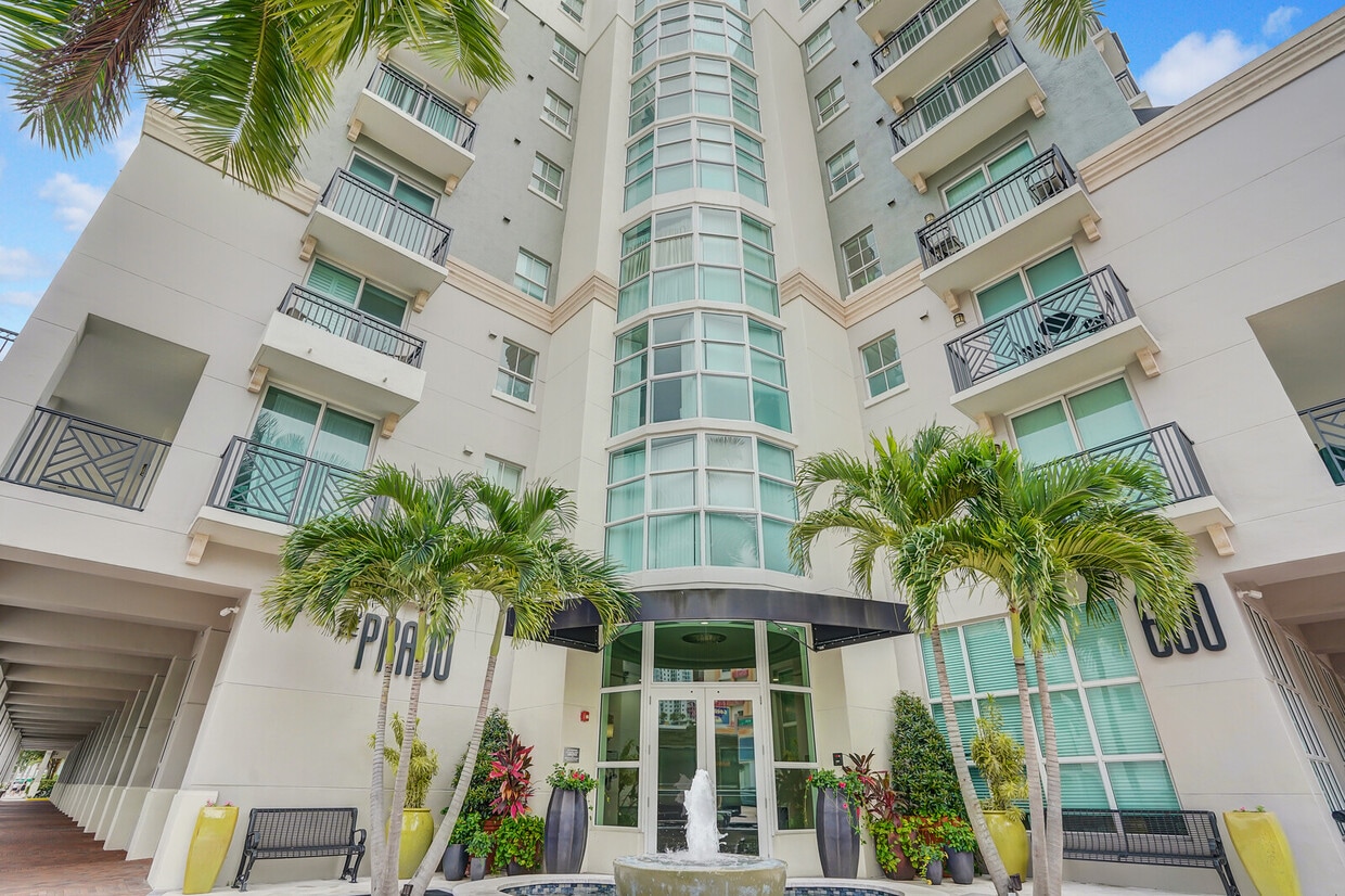 Photo - 600 S Dixie Hwy (West Palm Beach, FL)