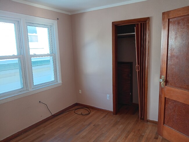 Building Photo - 2728 10th St
