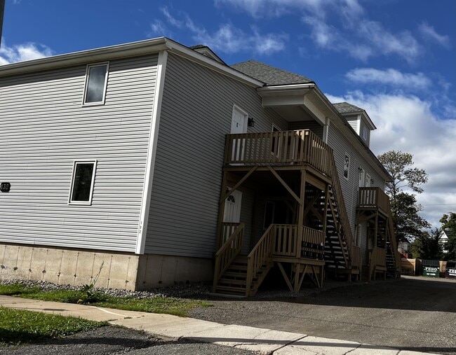 132 Alma St Unit f, Moncton, NB E1C 4Y7 Apartment for Rent in Moncton, NB