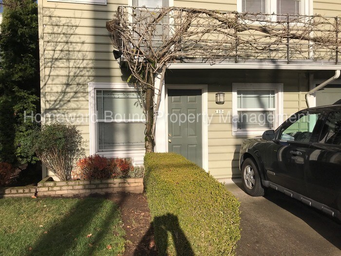 Primary Photo - 1510 NE 45th Ave