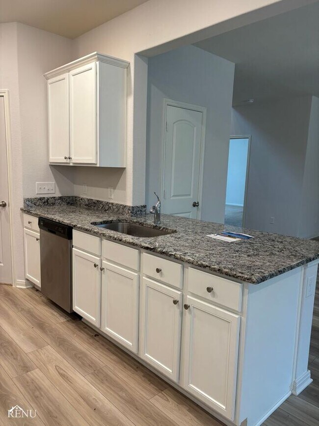 Foto del edificio - 10494 Sweetwater Creek Dr