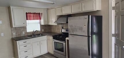 Building Photo - 10019 Porto Rico Rd