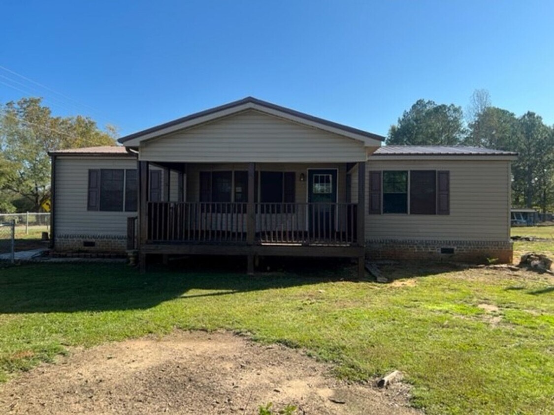 17 Choctaw Rd, Moundville, AL 35474 House Rental in Moundville, AL