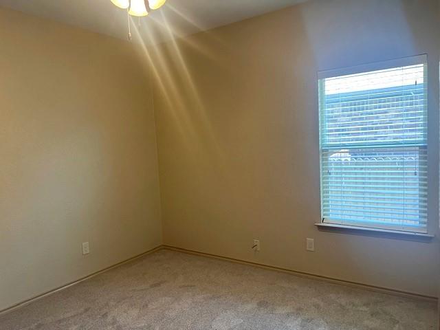 Building Photo - 3004 Beaver Creek Dr