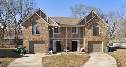 Building Photo - 327 NW Gibson Rd