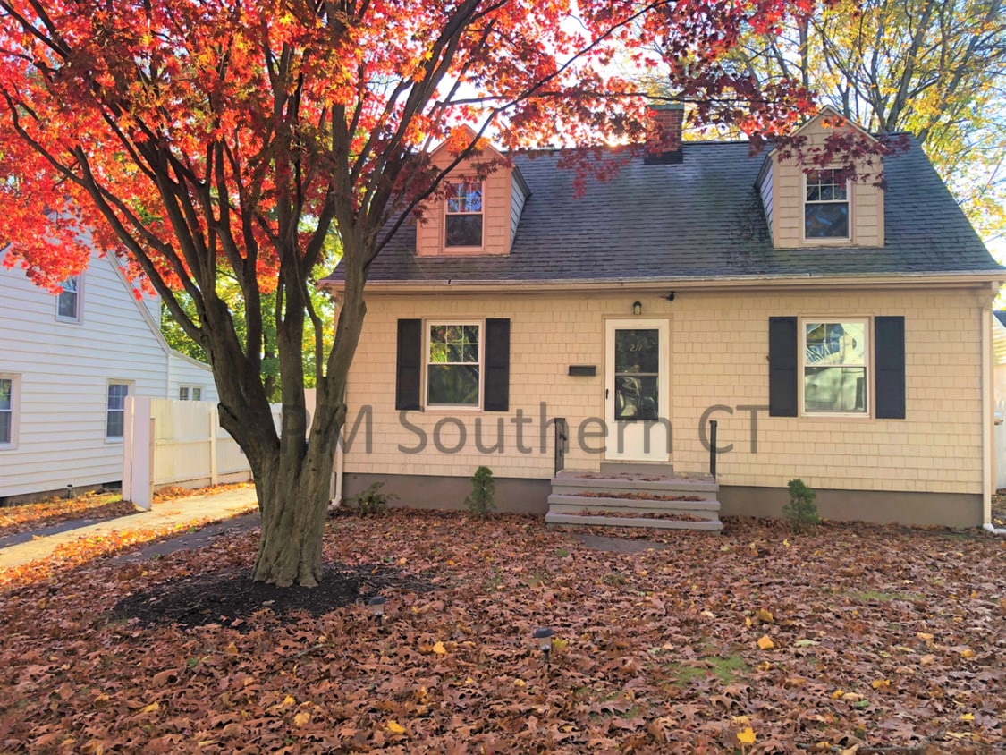 211 Lawncrest Rd, New Haven, CT 06515 House Rental in New Haven, CT