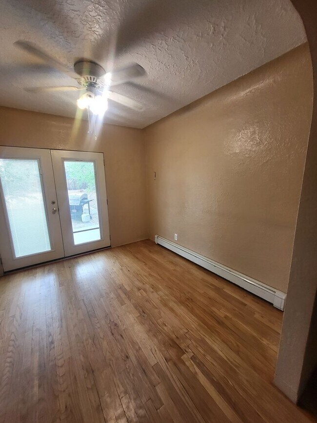 Foto del edificio - Adorable Nob Hill  3 bedroom 2  bath