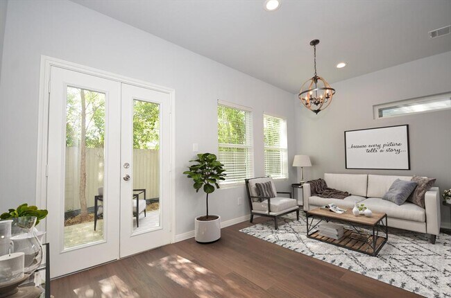 Building Photo - 18825 Luminescent Ln