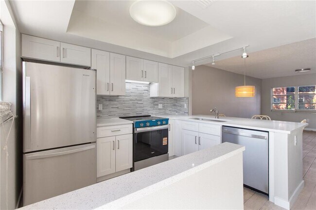 Foto del edificio - 4805 US-19 ALT