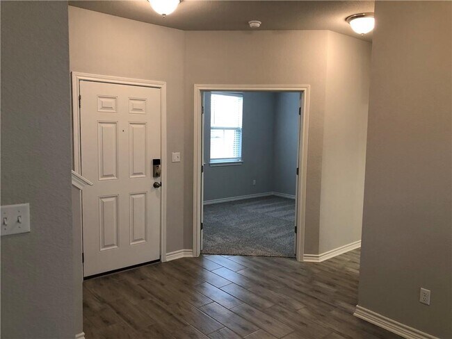 Building Photo - 2329 Pecan Island Dr