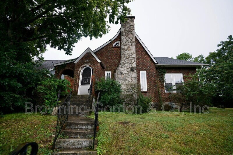 Foto principal - 1509 Bernard Ave