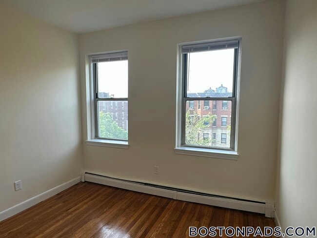 Building Photo - 64 Brighton Ave