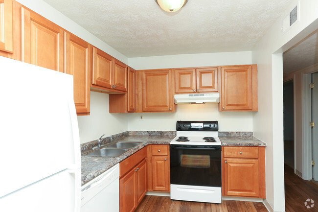 2BR, 2BA - 936 SF - Kitchen - Prime Apartments