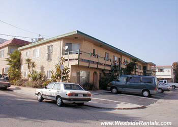 Primary Photo - 119 Driftwood St
