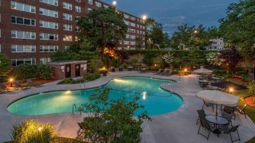 Primary Photo - 2 bedroom in Cambridge MA